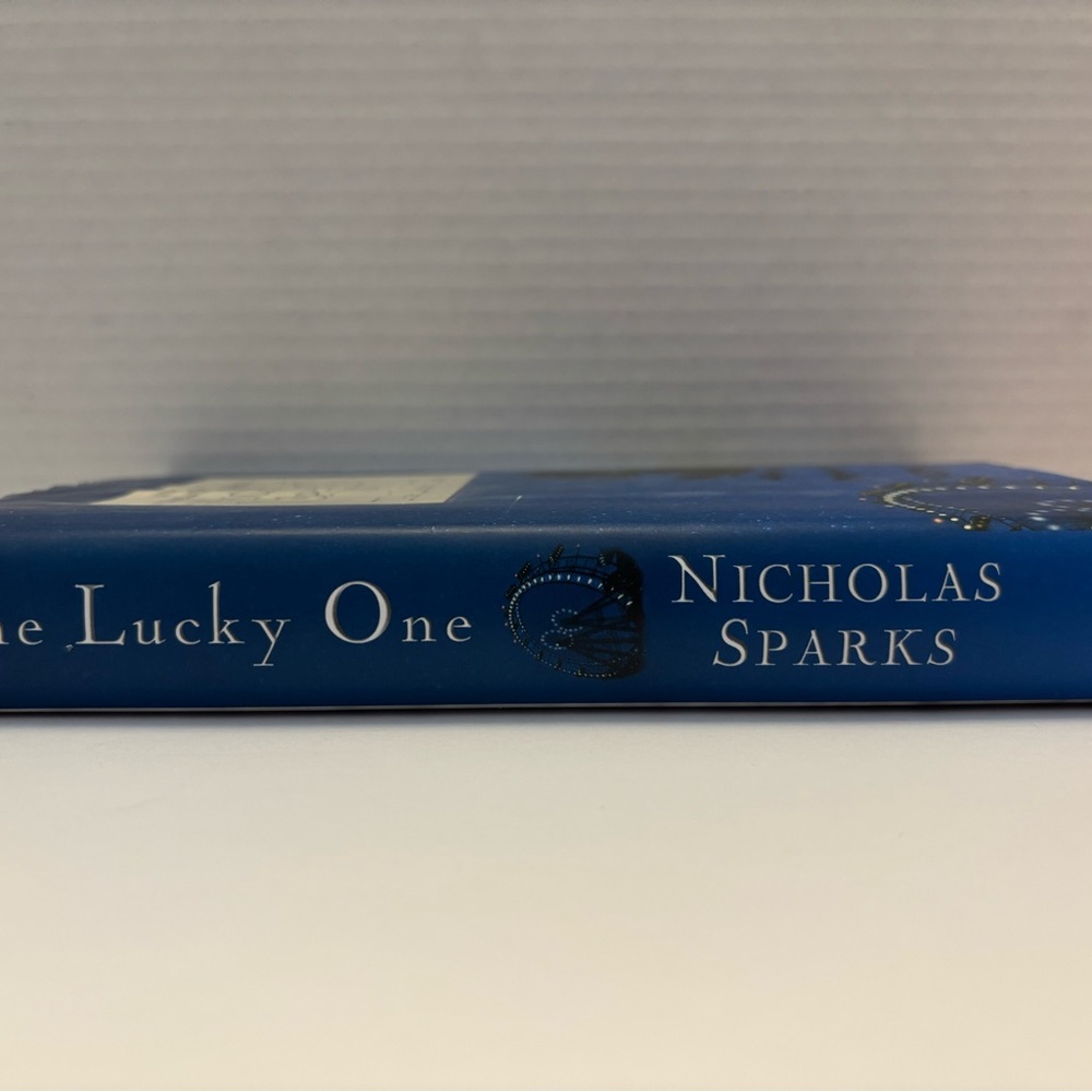 The Lucky One by Nicholas Sparks Hardcover - Picture 6 of 7
